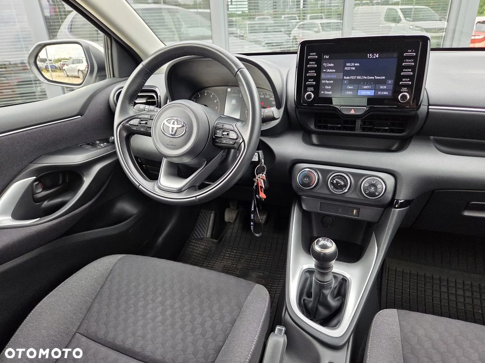 Toyota Yaris 1.5 Comfort - 36