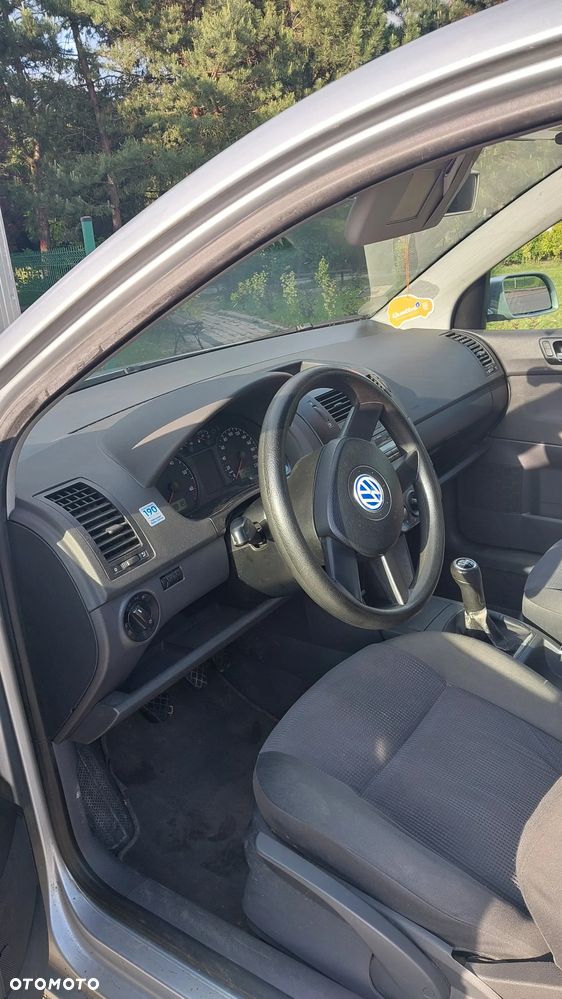 Volkswagen Polo - 5