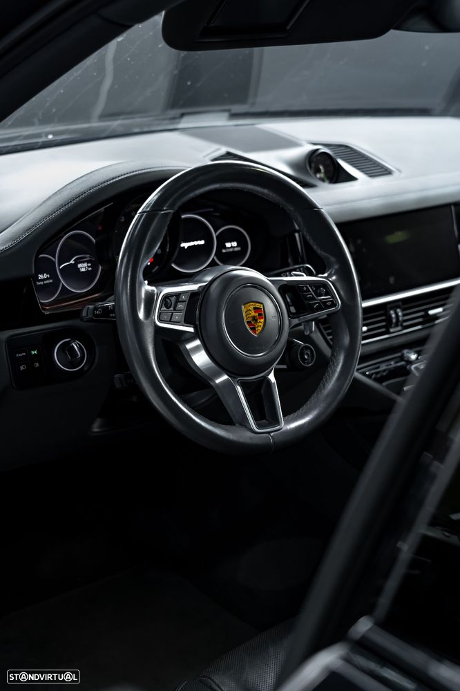 Porsche Cayenne Coupé - 30