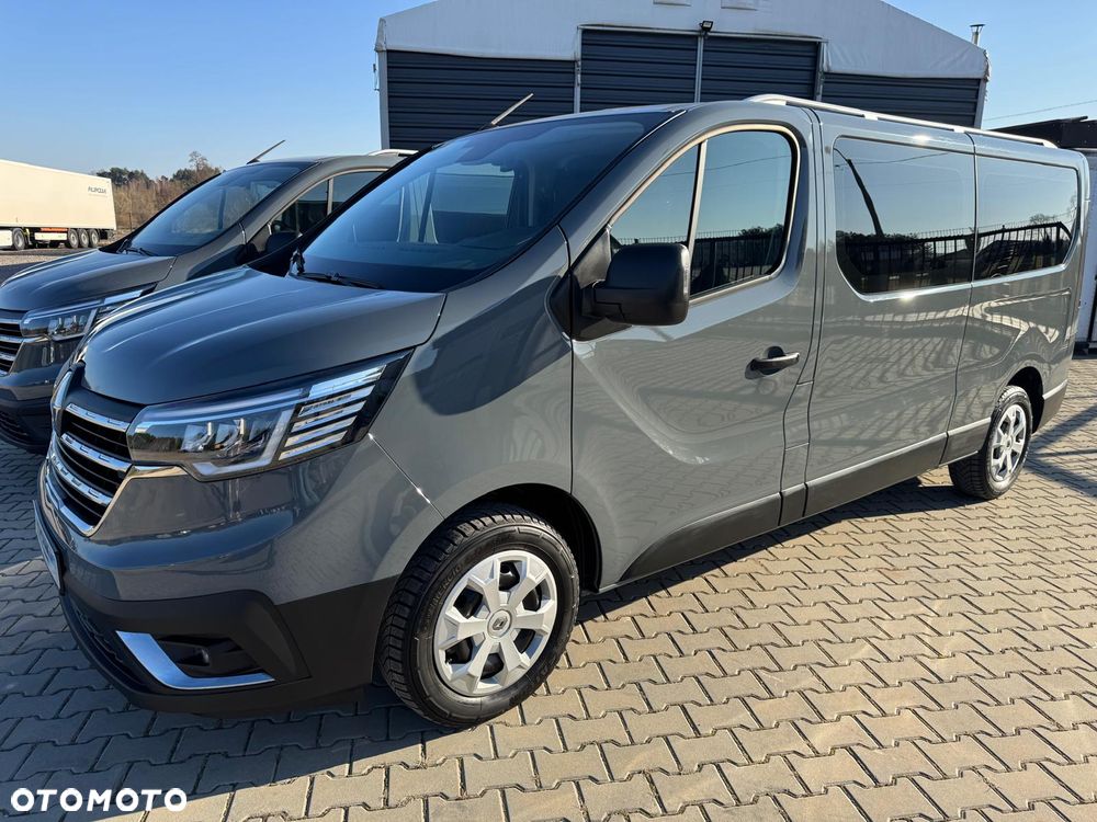 Renault TRAFIC 2.0, 9 osobowy Homologacja dla Osób Niepełnosprawnych na Wózku PEFRON - 1