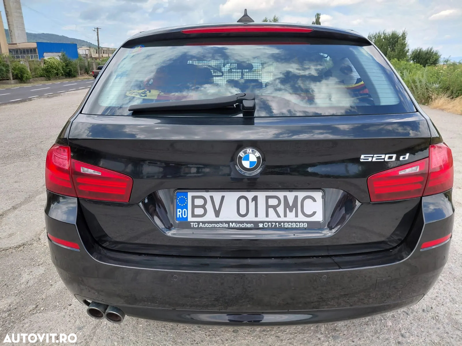 BMW Seria 5 520d Touring Aut. - 4