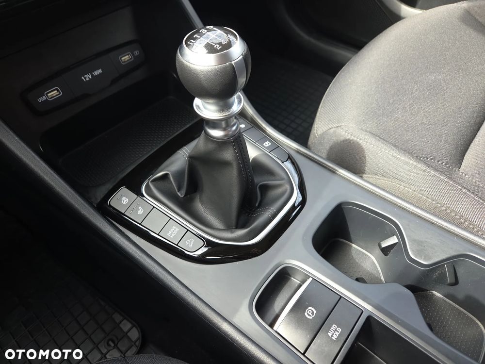 Hyundai Tucson 1.6 T-GDi Modern 2WD - 26