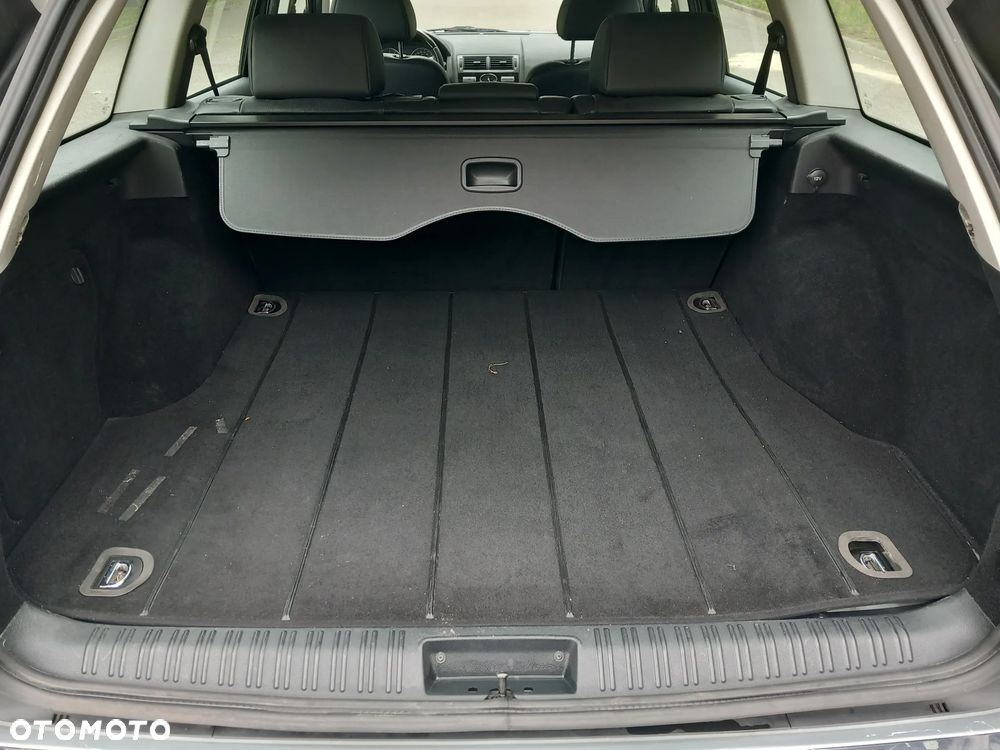 Ford Mondeo 2.0 Ghia Executive - 12