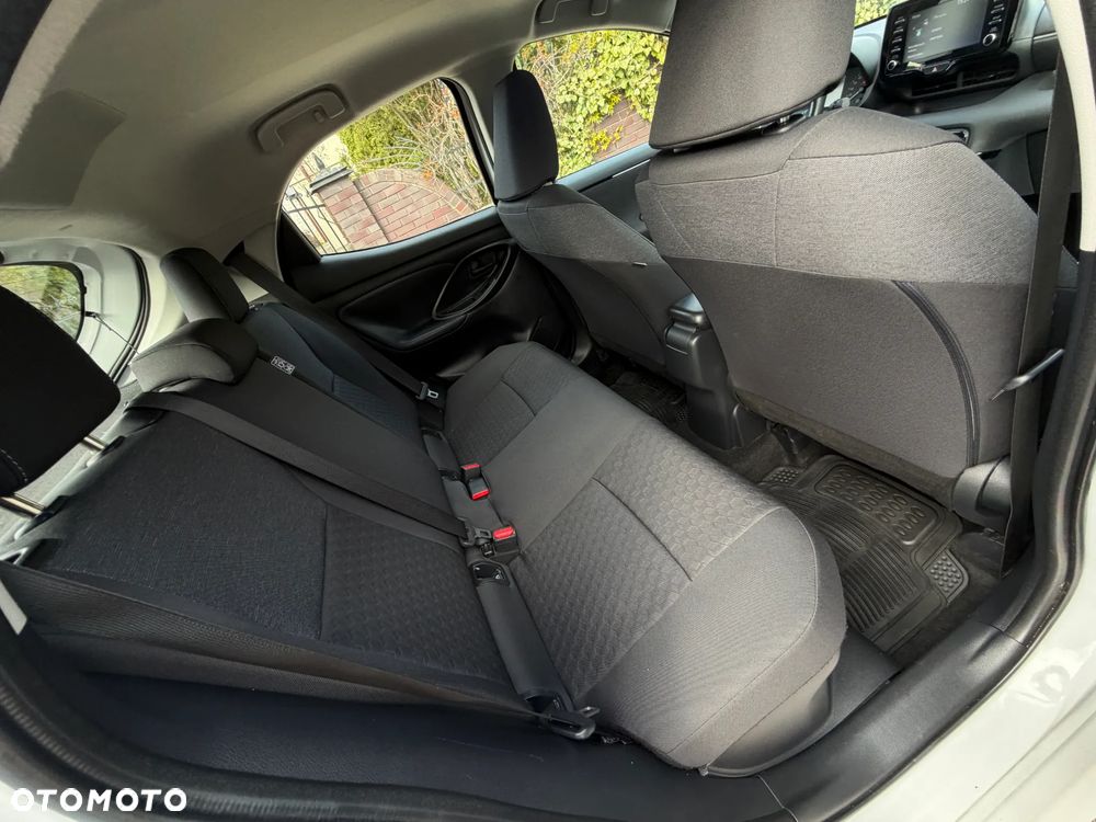 Toyota Yaris Hybrid 1.5 Comfort - 31