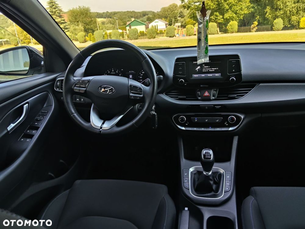Hyundai i30 1.4 Premium - 30