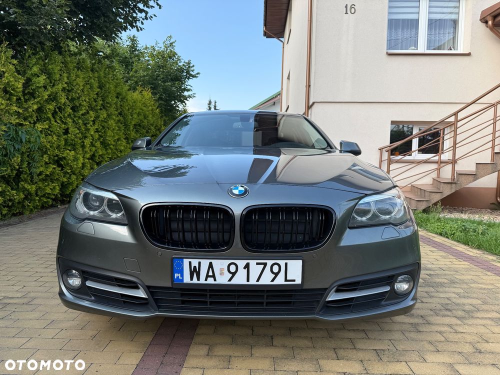 BMW Seria 5 520d xDrive - 6