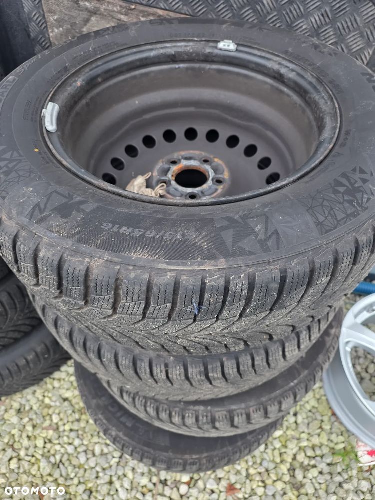 Ford Kuga 2.0 TDCi 4x2 Titanium - 40