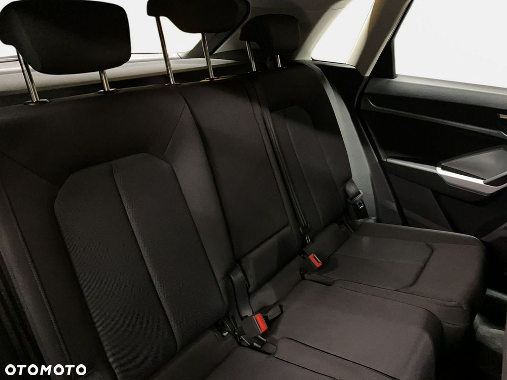 Audi Q3 - 17
