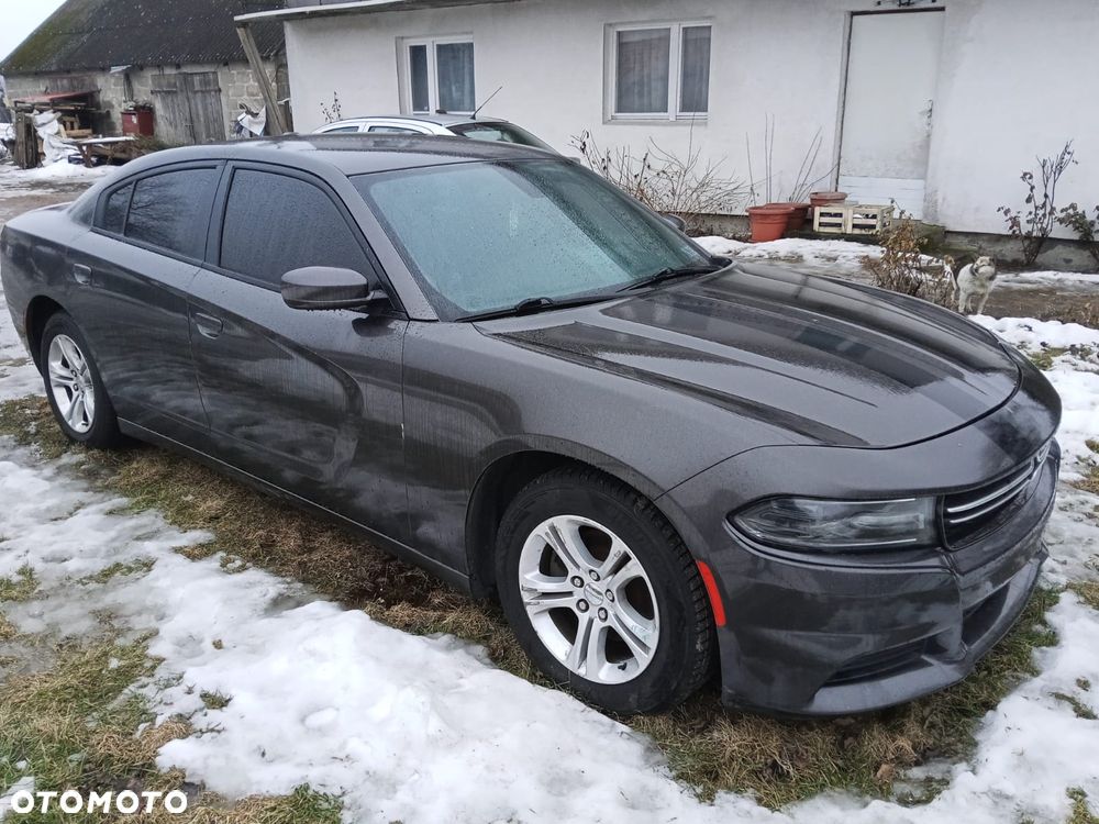 Dodge Charger - 4