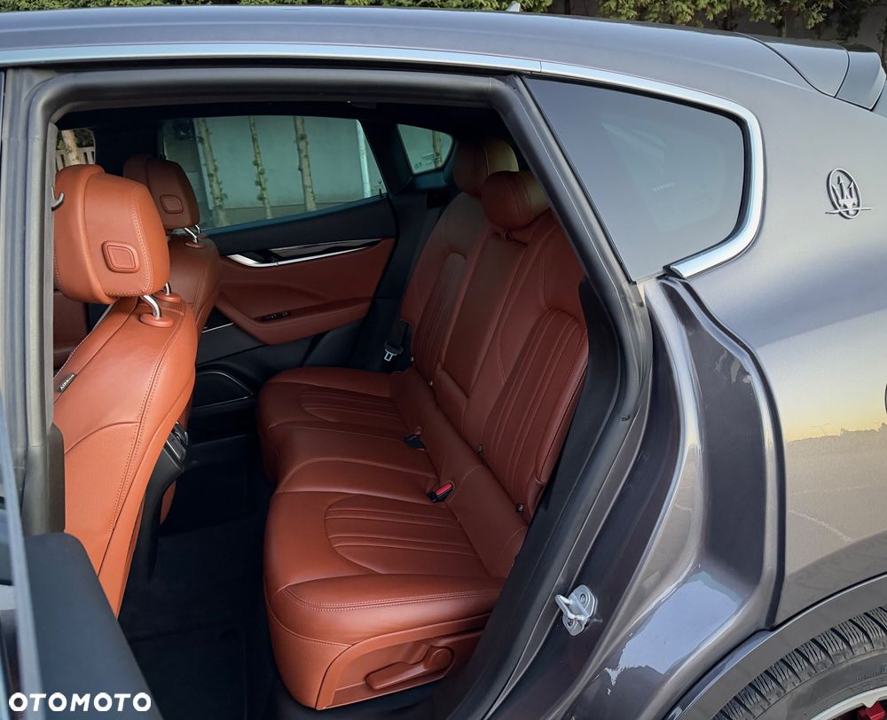 Maserati Levante Q4 GranLusso - 19