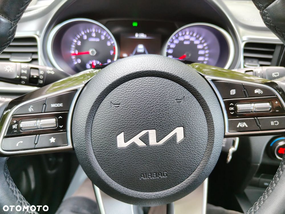 Kia Ceed 1.5 T-GDI Business Line - 24