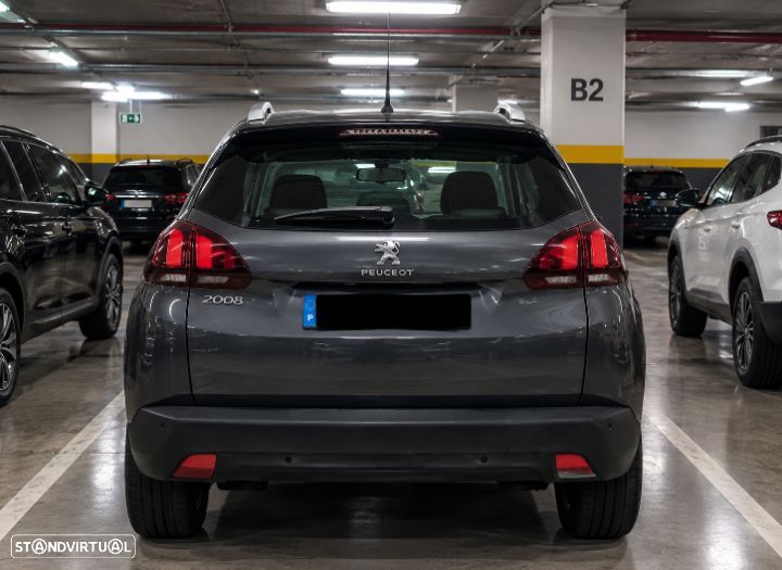 Peugeot 2008 BlueHDi 100 Active - 4