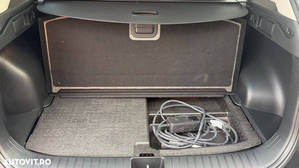 Kia Sportage 1.6 T-GDI PHEV 6AT 4x4 Business Line - 24