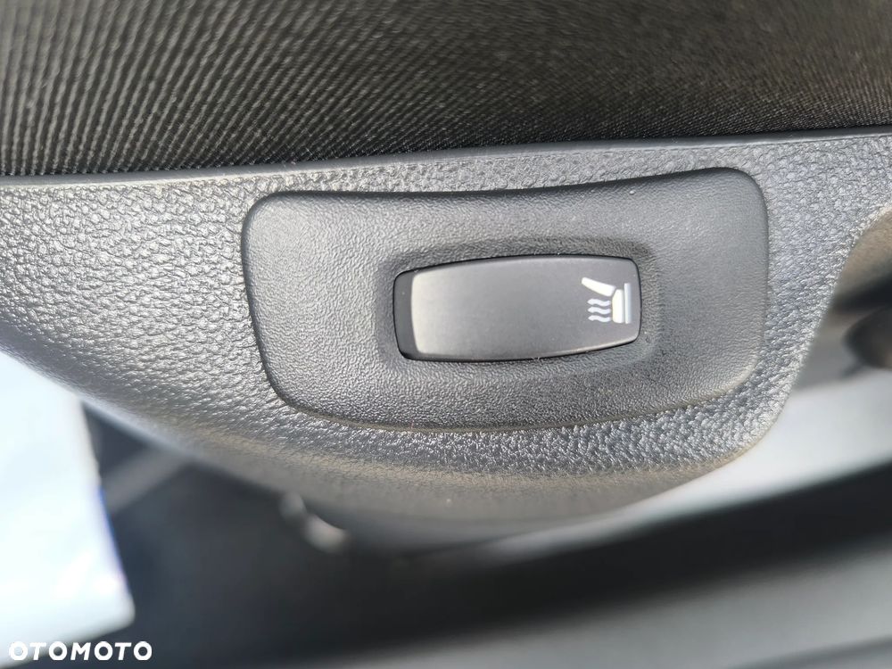 Renault Captur ENERGY TCe 120 LIMITED - 25