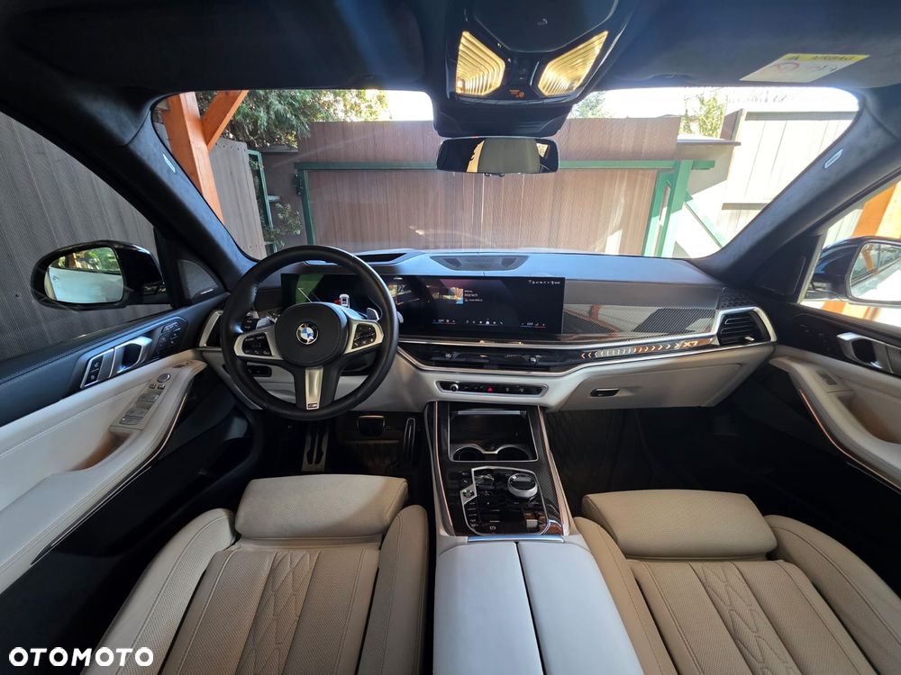 BMW X7 xDrive40d mHEV - 13
