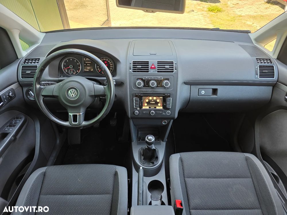 Volkswagen Touran 1.4 TSI STYLE - 5