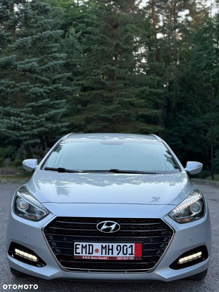 Hyundai i40 Kombi blue 1.7 CRDi Style - 13