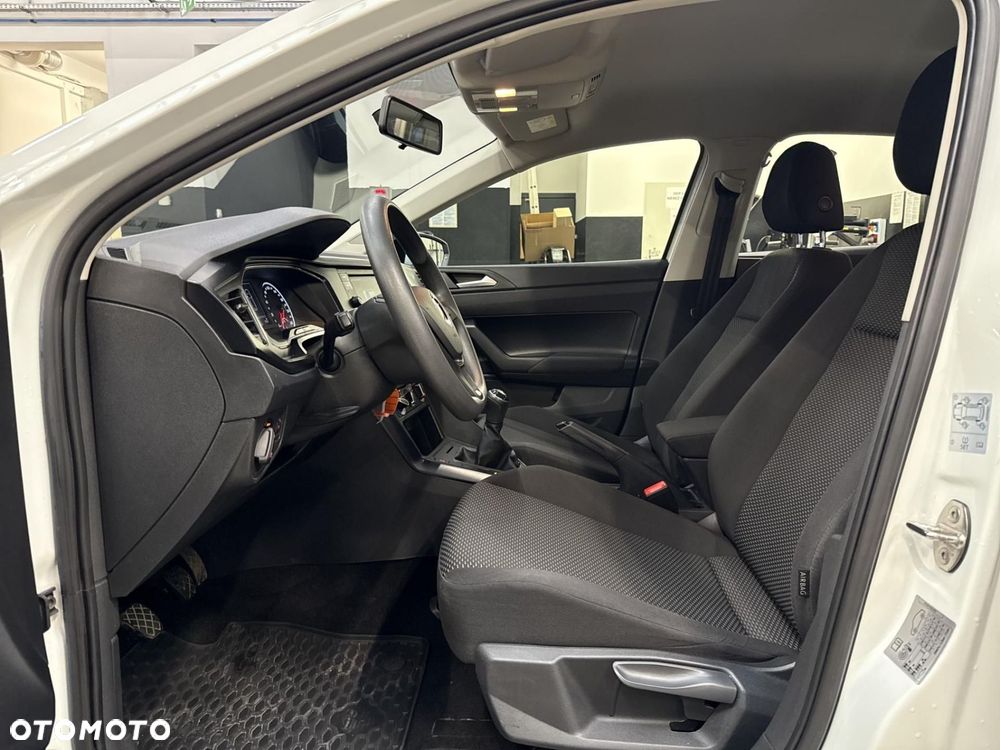 Volkswagen Polo - 9