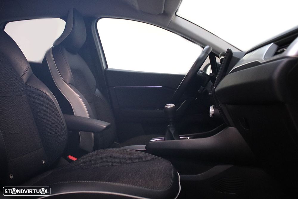 Renault Captur 1.0 TCe Techno - 22
