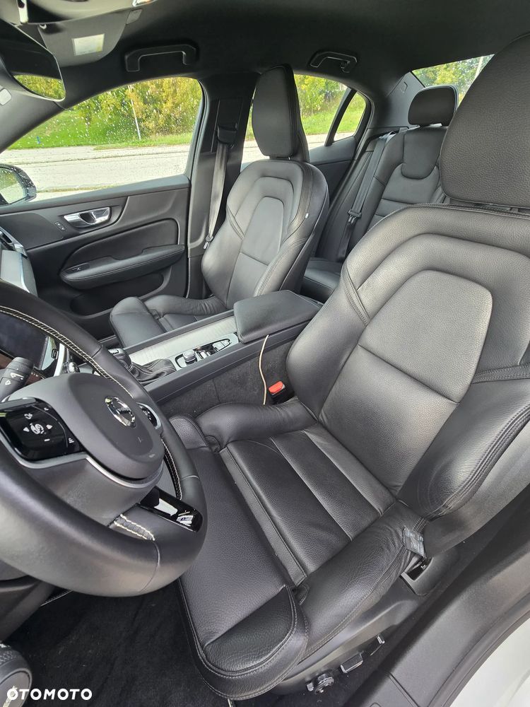 Volvo S60 T4 R-Design - 7