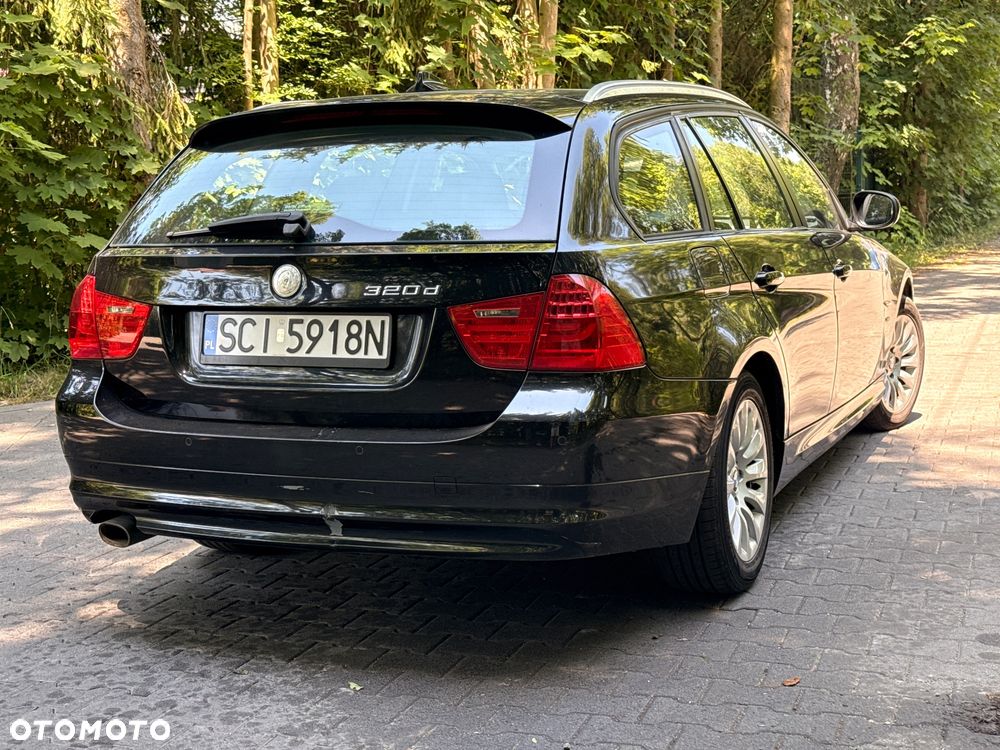 BMW Seria 3 ver-320d-xdrive - 5