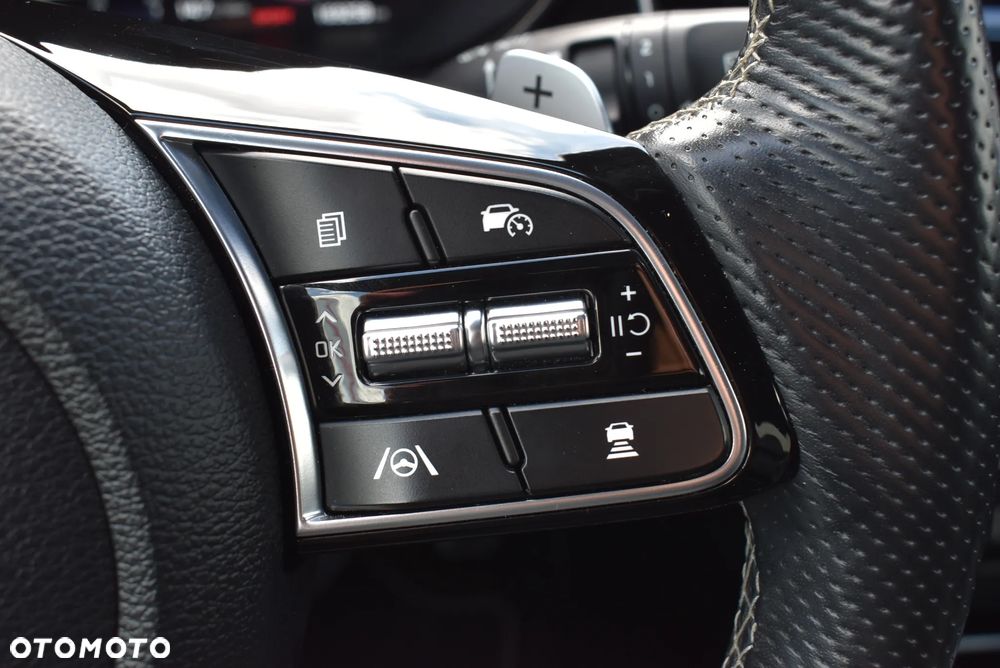 Kia Ceed 1.5 T-GDI DCT7 OPF GT Line - 34