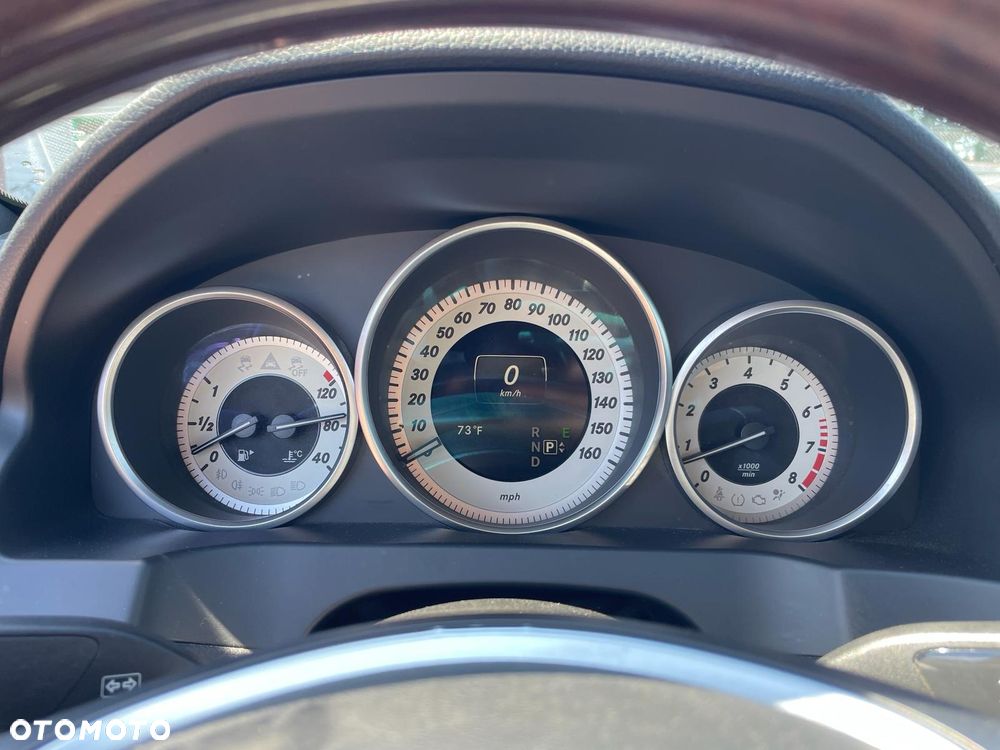 Mercedes-Benz Klasa E - 14