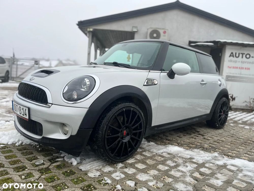 MINI Cooper S - 24