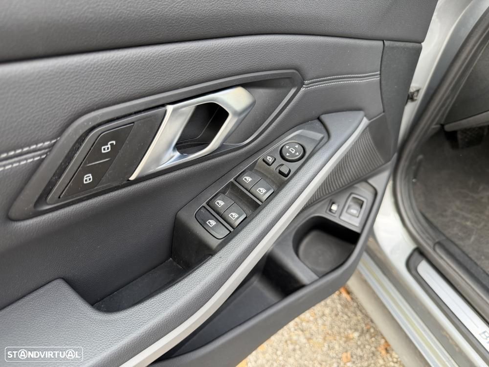 BMW 320 e Touring Aut. Luxury Line - 18