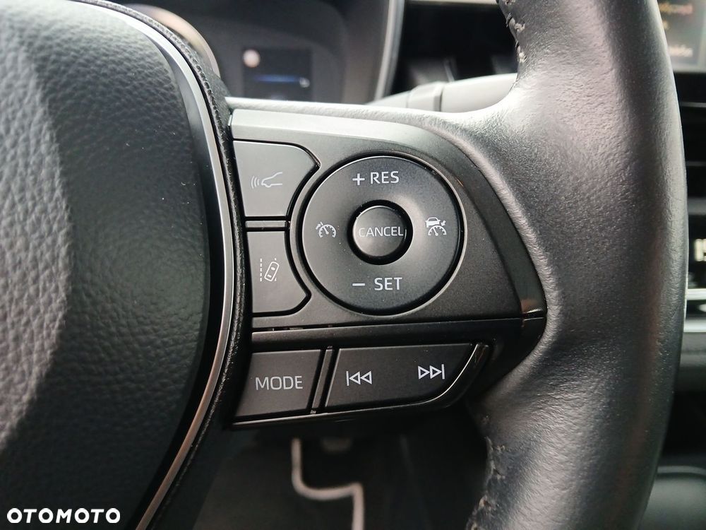 Toyota Corolla 1.8 Hybrid Comfort - 29