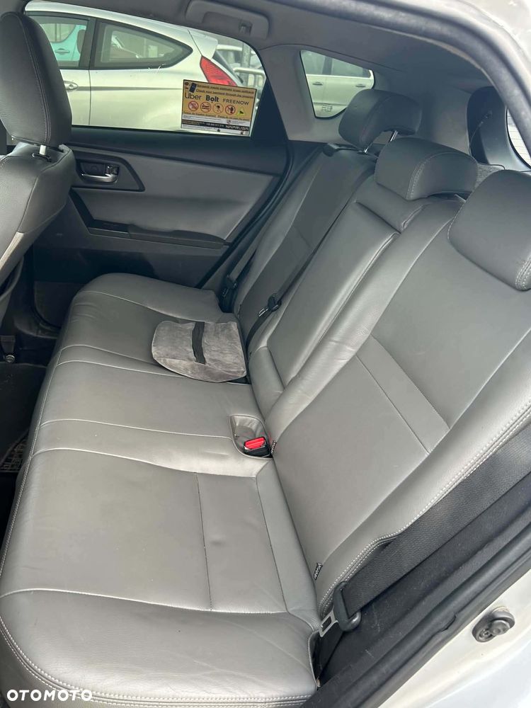 Toyota Auris - 13