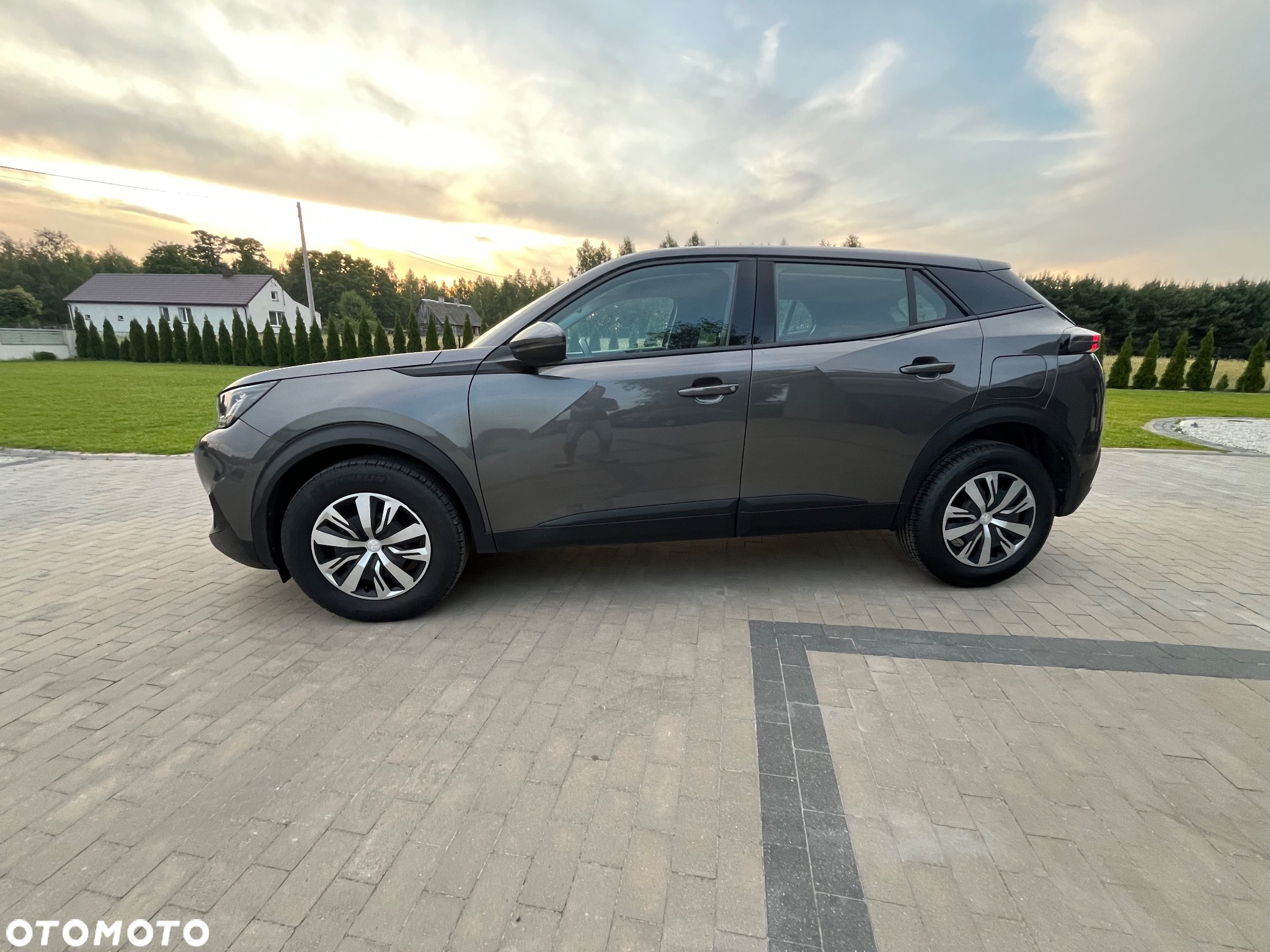 Peugeot 2008 - 5