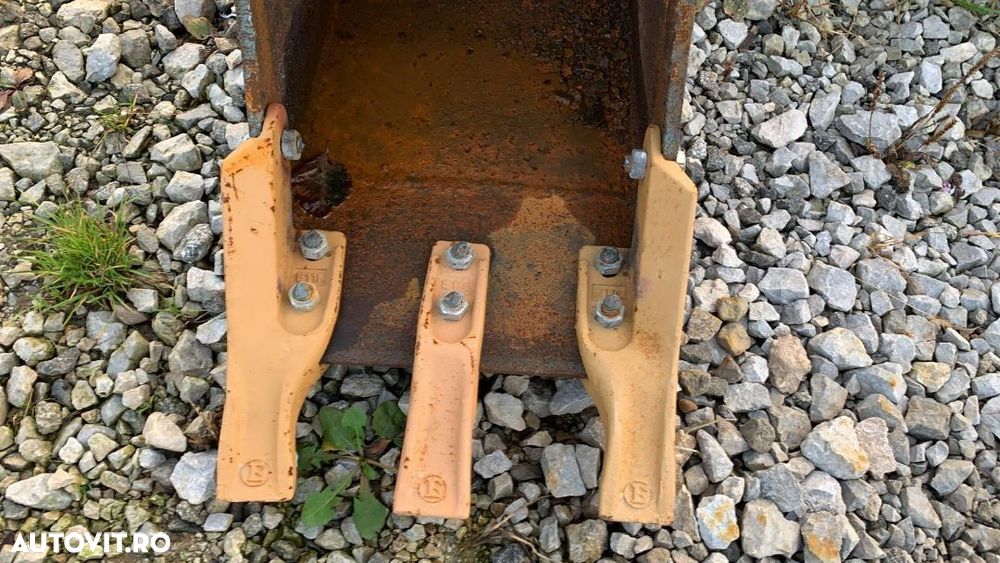 Cupa miniexcavator cu latimea de 300 - 4
