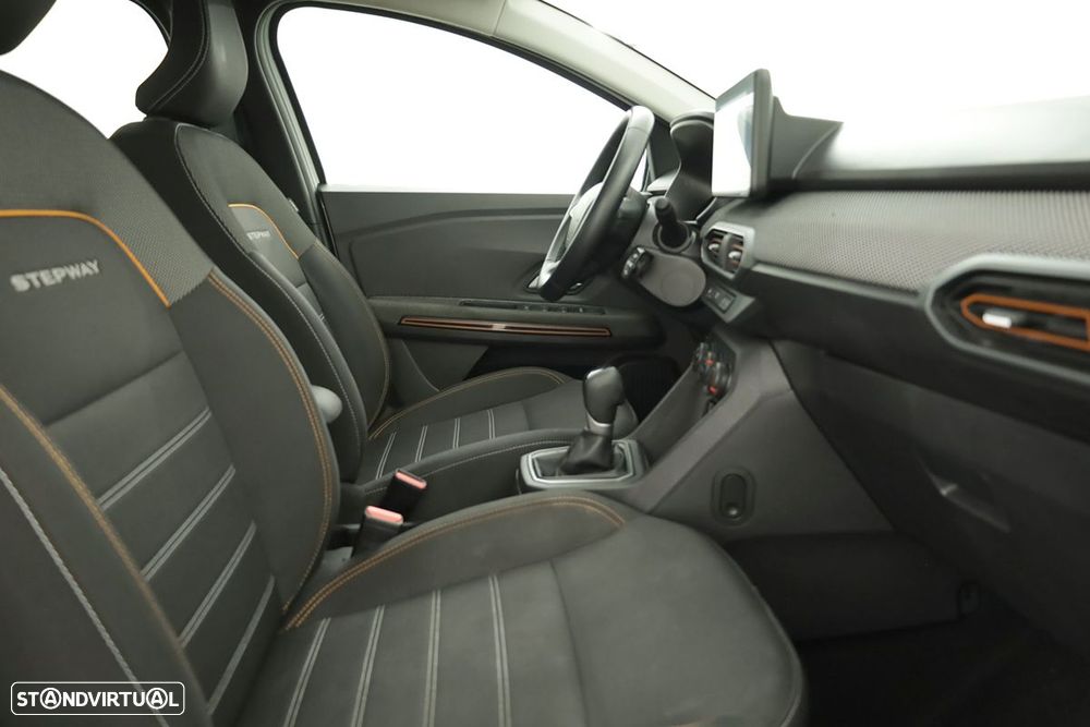 Dacia Sandero 1.0 TCe Expression CVT - 21