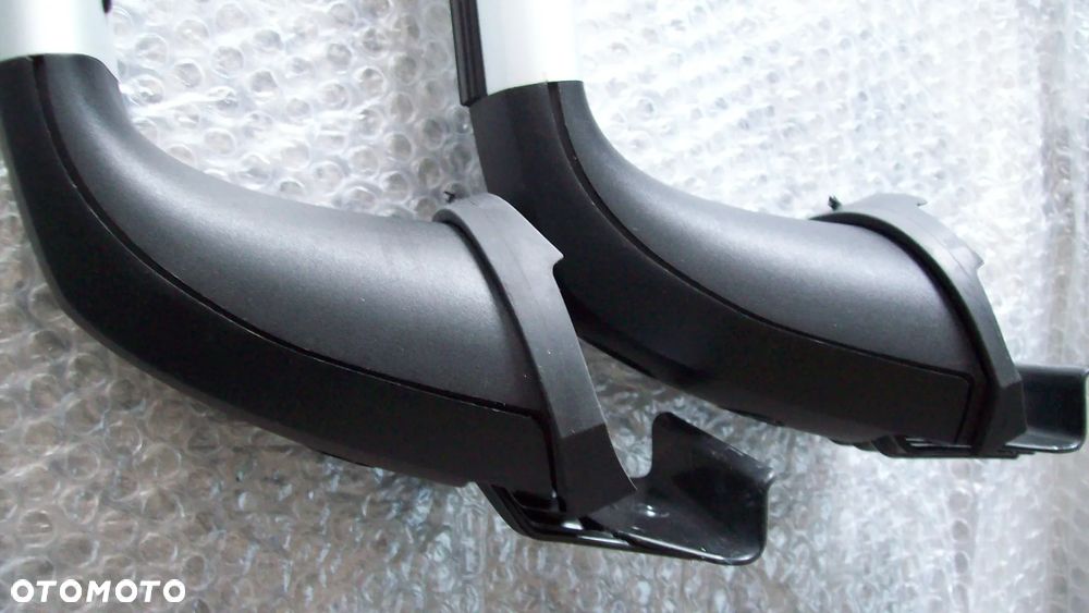 Aluminiowy bagażnik dachowy Toyota Avensis - 13
