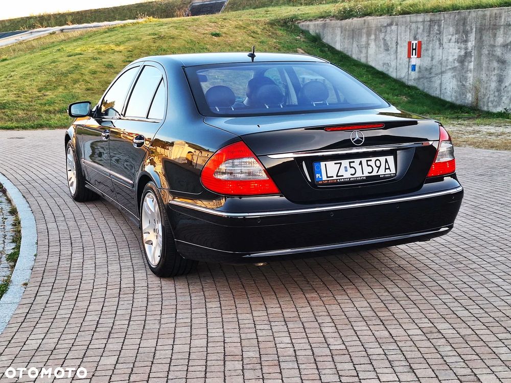 Mercedes-Benz Klasa E 500 Elegance - 21