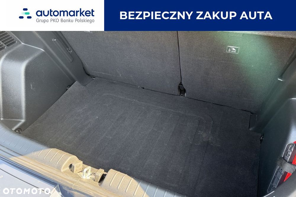 Hyundai i20 1.2 Pure - 11