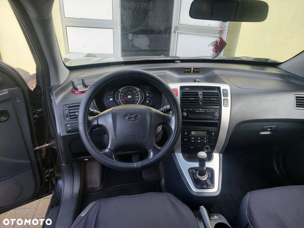 Hyundai Tucson 2.0 Comfort 2WD - 9
