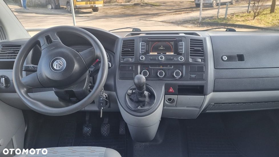 Volkswagen T5 DOKA LIFT - 12