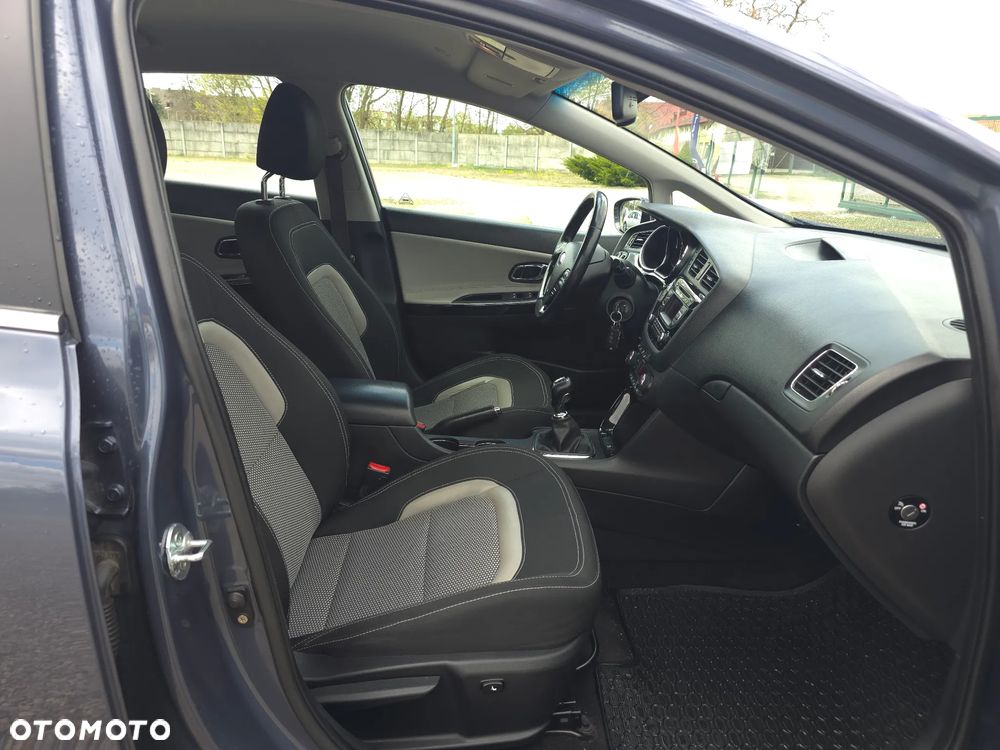 Kia Ceed 1.6 CRDi 128 Vision - 16