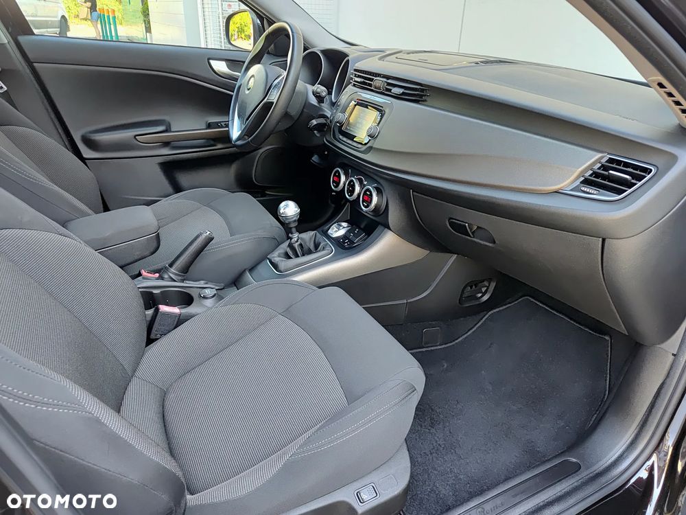 Alfa Romeo Giulietta 1.4 TB 16V Turismo - 11