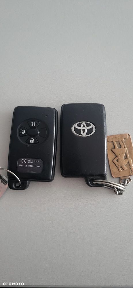 Toyota Corolla - 4
