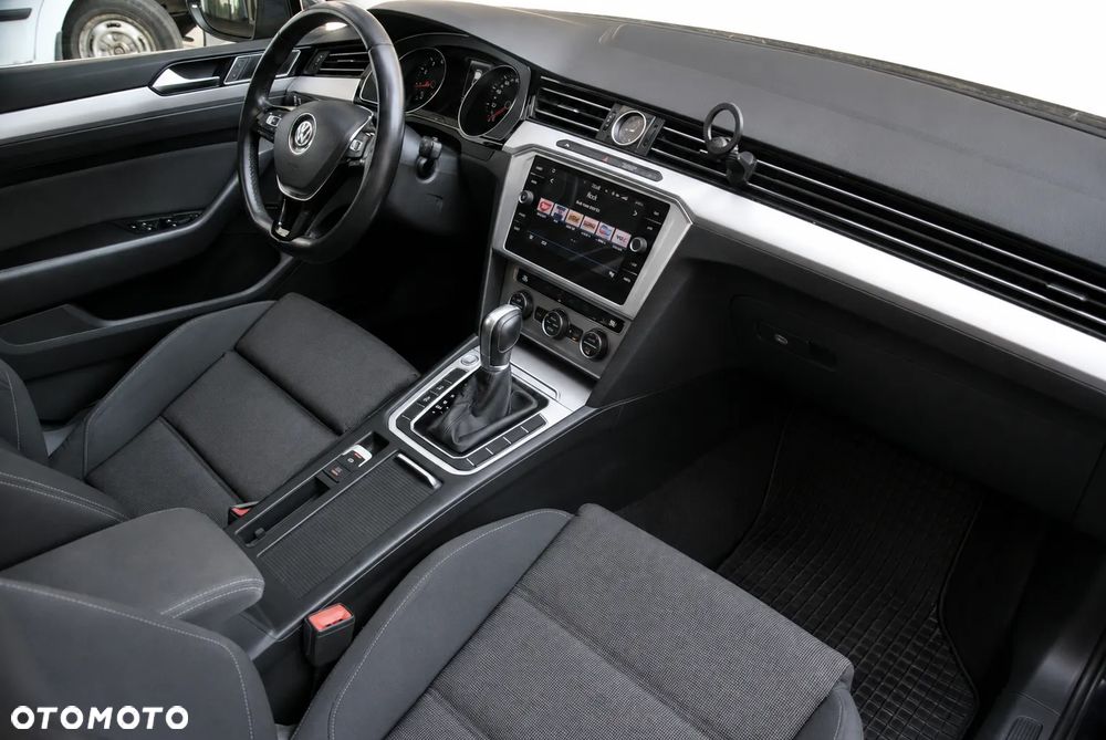 Volkswagen Passat 1.8 TSI BMT Comfortline DSG - 6
