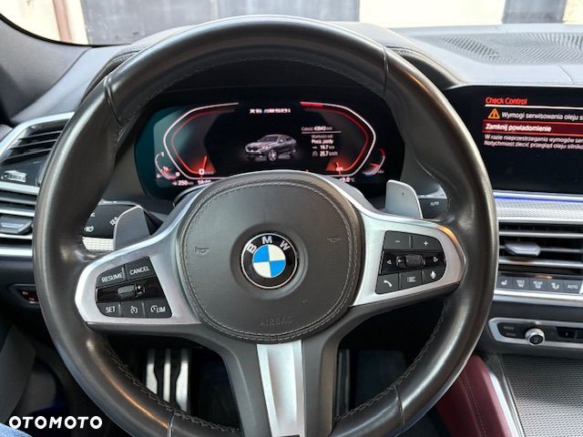 BMW X6 M50i - 17