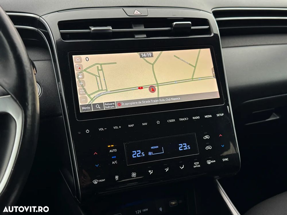 Hyundai Tucson 1.6 CRDi 48V-Hybrid 2WD DCT Select - 12