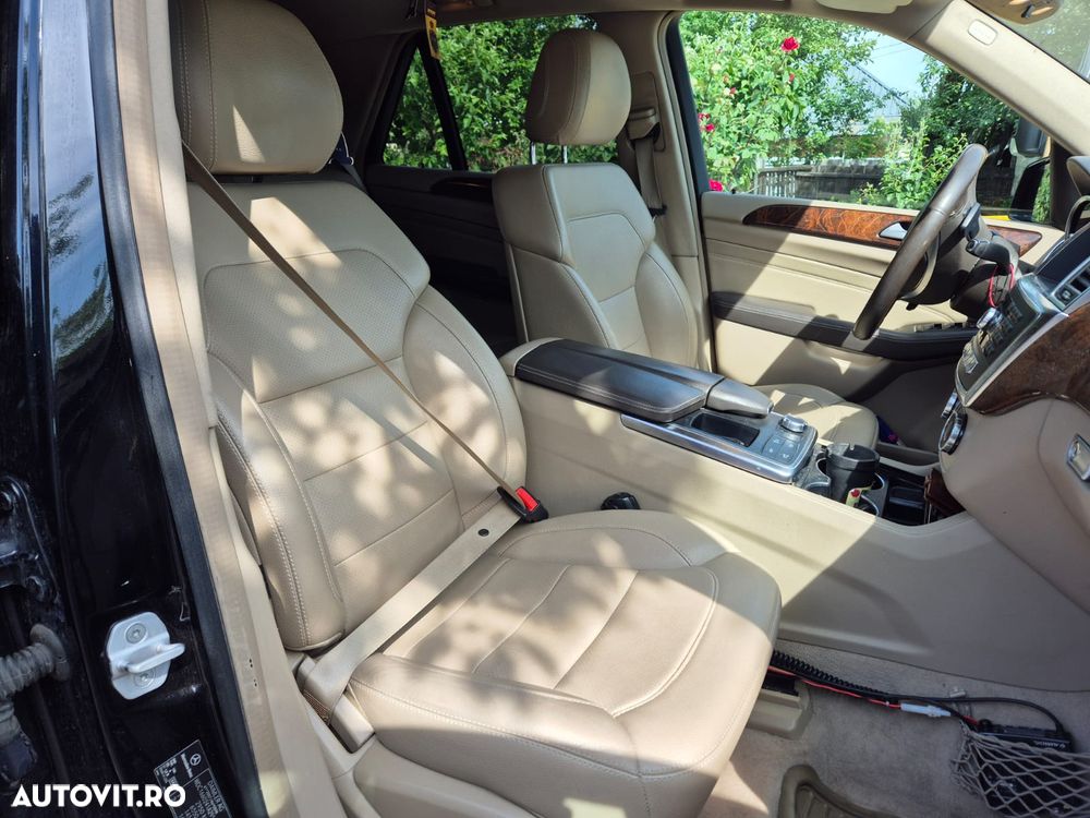 Mercedes-Benz ML 350 BlueTEC 4MATIC Aut - 10