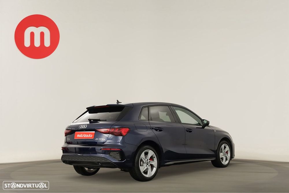 Audi A3 Sportback 45 TFSIe S line - 4
