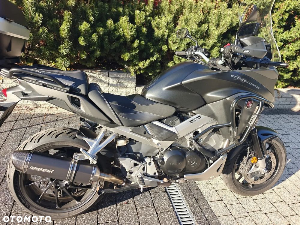 Honda VFR - 7