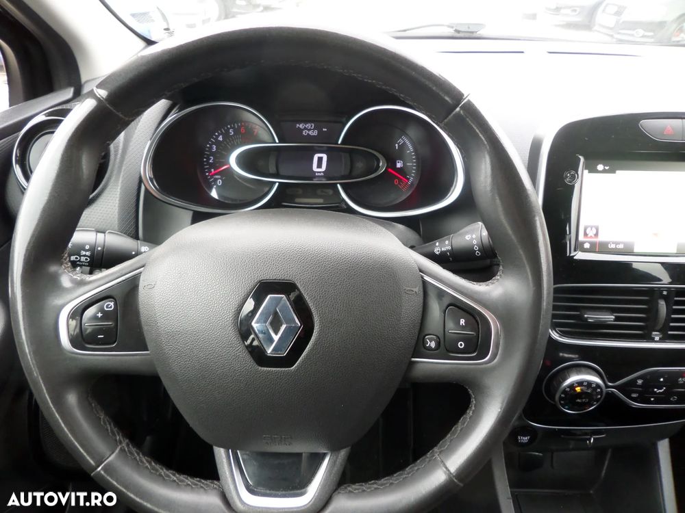 Renault Clio - 29