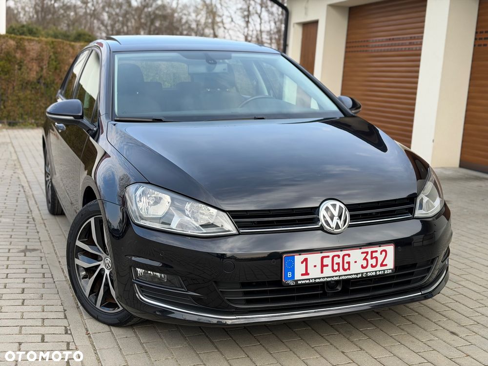 Volkswagen Golf 1.6 TDI DPF Highline - 11